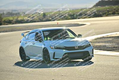 media/Dec-13-2025-Extreme Speed (Sat) [[d129ecb0b9]]/Beginner/Session 3 (Turn 5)/